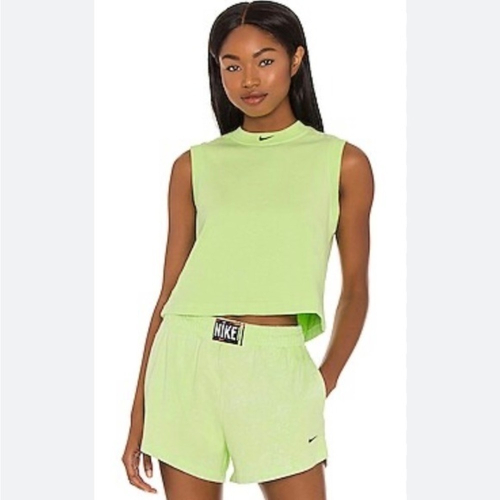 Nike NSW Wash Tank in Ghost Green NWT